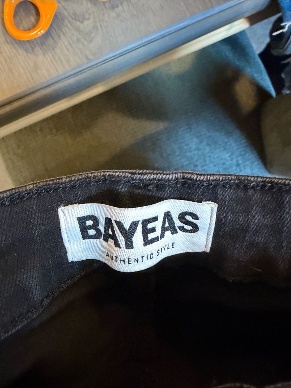 Bayeas High-Rise Straight Leg Jeans in Black - Women - Picture 6 of 8